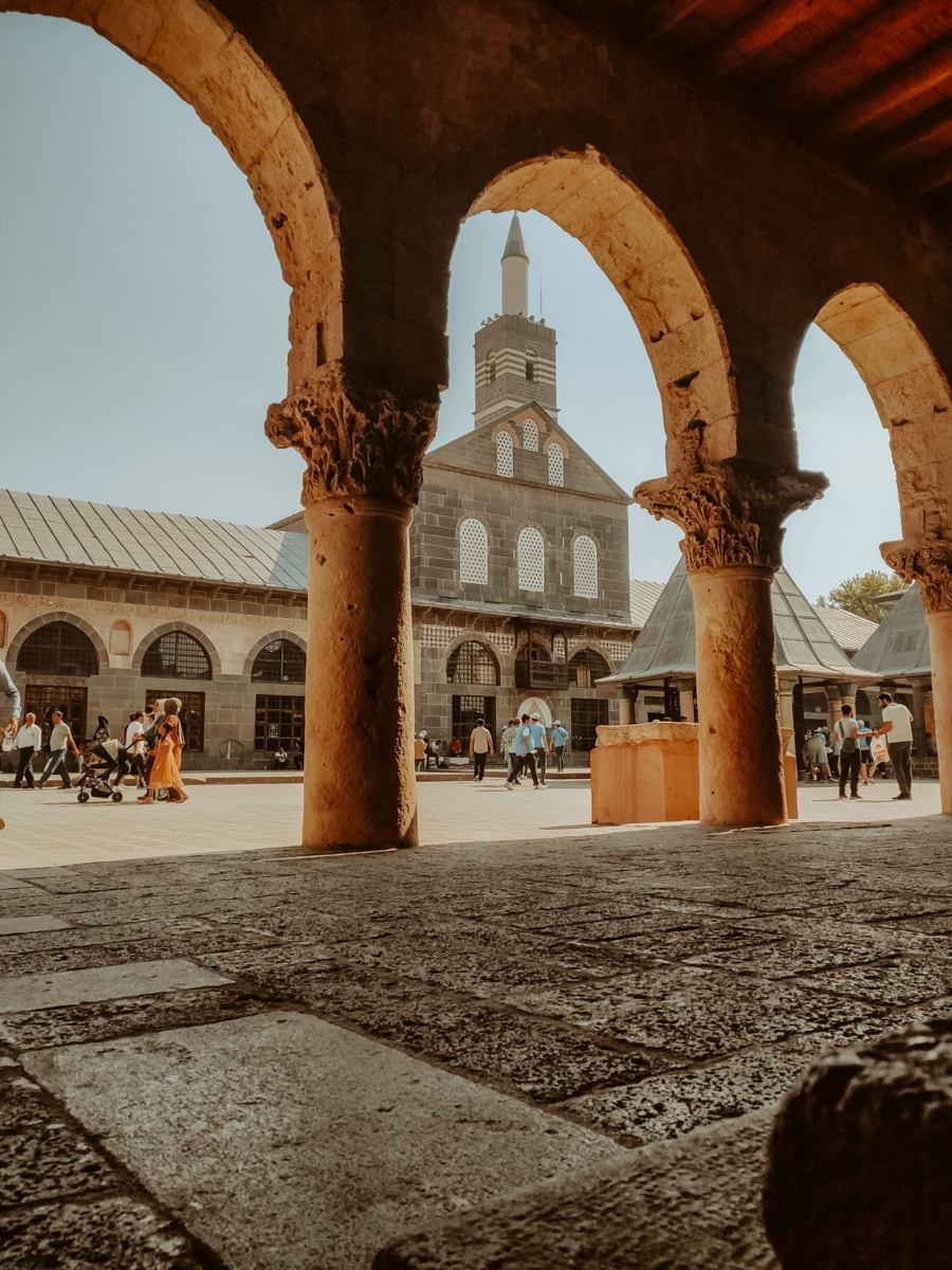 Diyarbakir Grand Mosque framed by stone arches