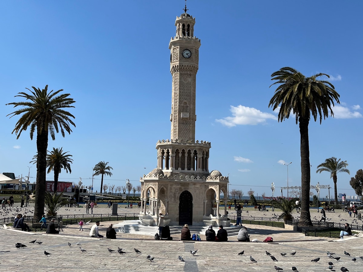 Kemeraltı bazaar in İzmir — Turkey's most authentic working market